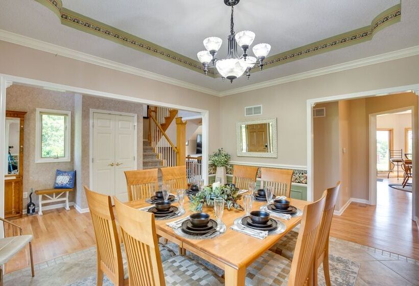 Country Living W/ Spacious Yard: Sibley Home!