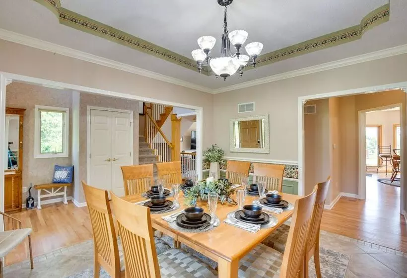 Country Living W/ Spacious Yard: Sibley Home!