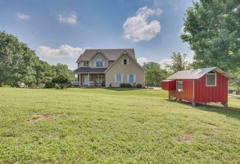 Country Living W/ Spacious Yard: Sibley Home!