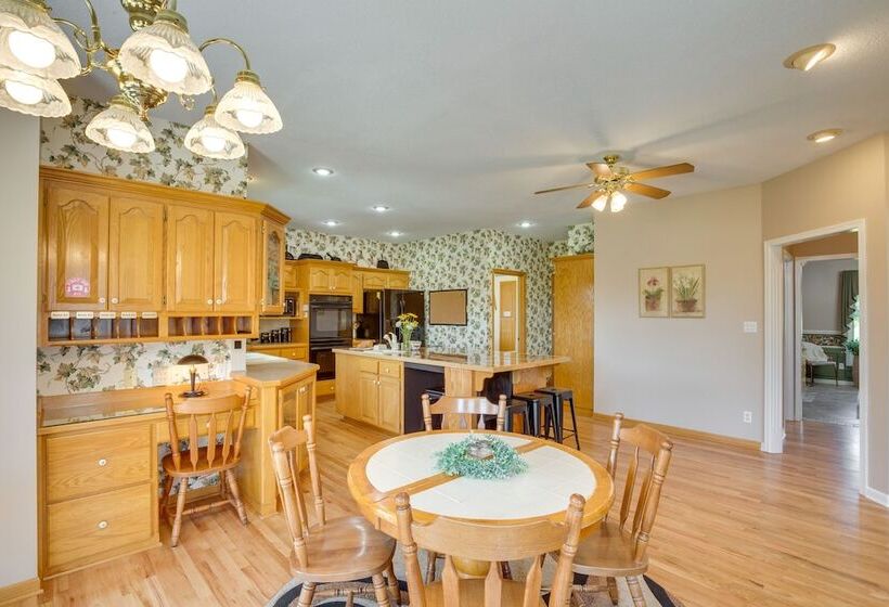 Country Living W/ Spacious Yard: Sibley Home!