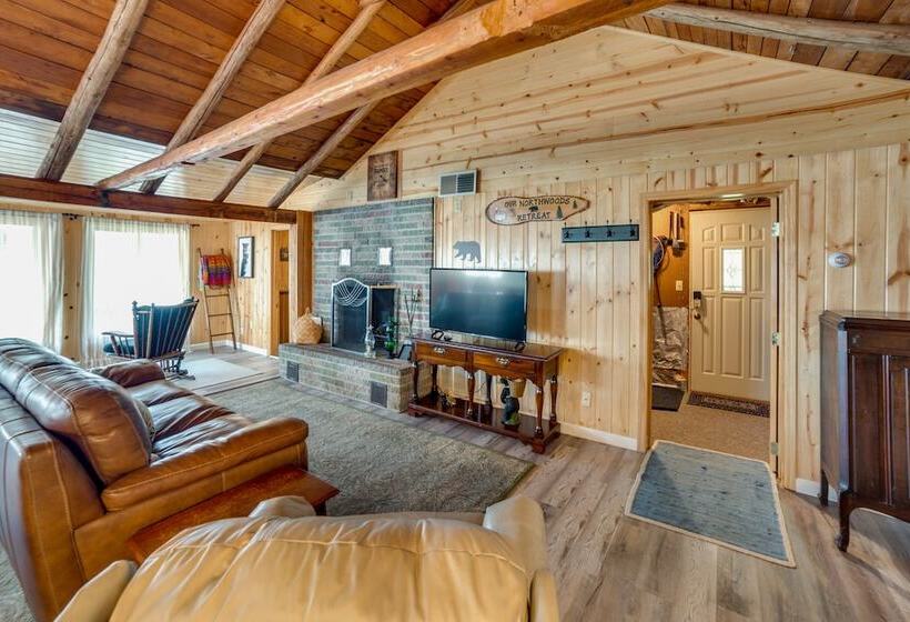 Waterfront Lake Michigan Retreat W/ Beach!