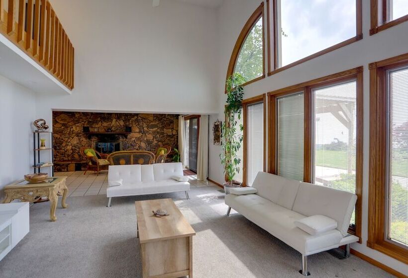 Waterfront Luna Pier Home 14 Mi To Downtown Toledo