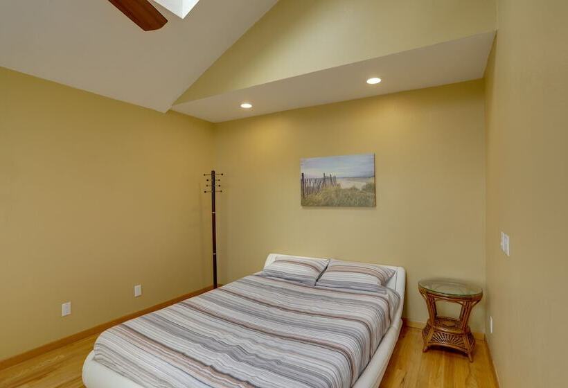 Waterfront Luna Pier Home 14 Mi To Downtown Toledo