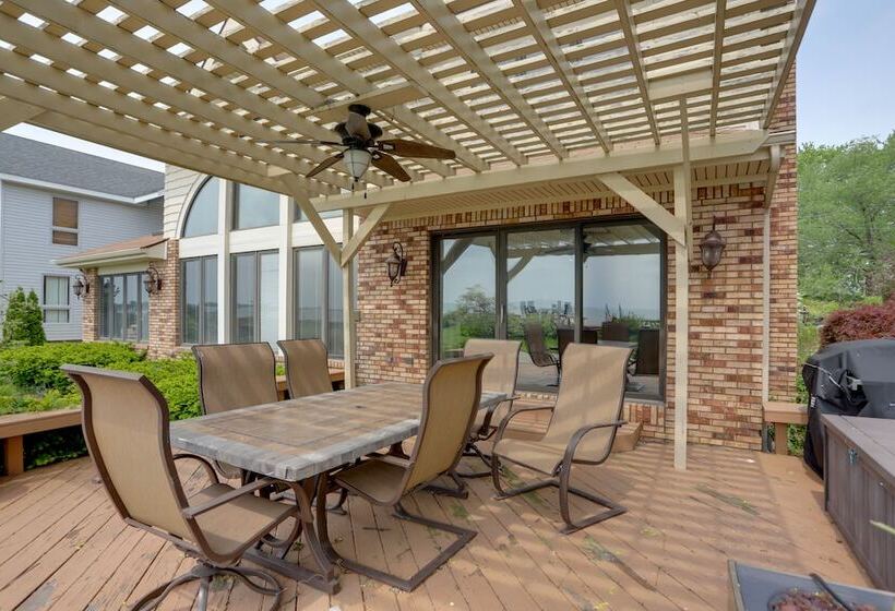 Waterfront Luna Pier Home 14 Mi To Downtown Toledo