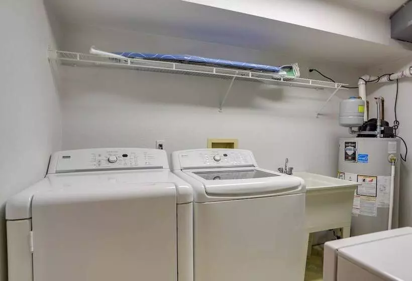 Waterfront Luna Pier Home 14 Mi To Downtown Toledo