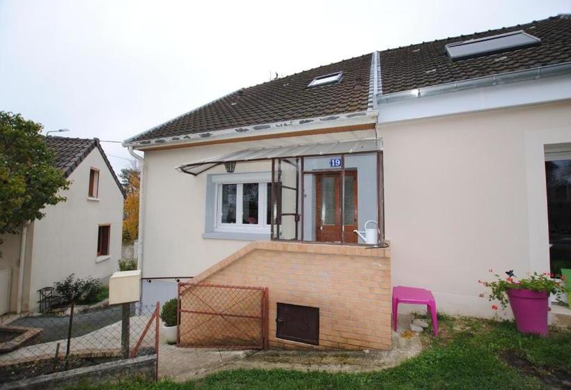 مبيت وإفطار Chez Fred