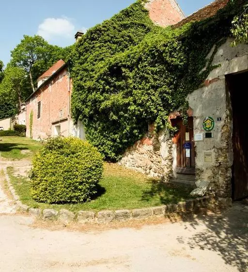 تختخواب و صبحانه La Ferme Rose