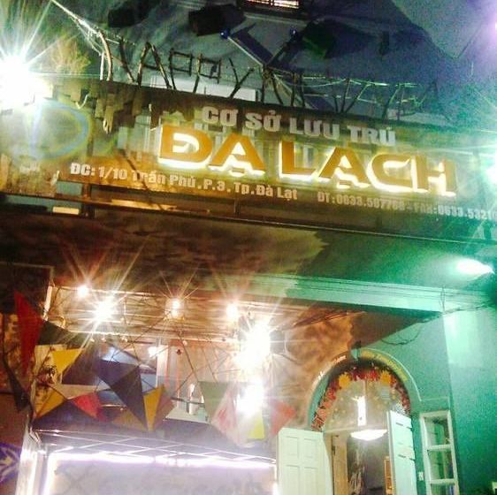 Da Lach Foodie Hostel