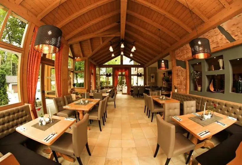 ホテル -restaurant Föhren-hof