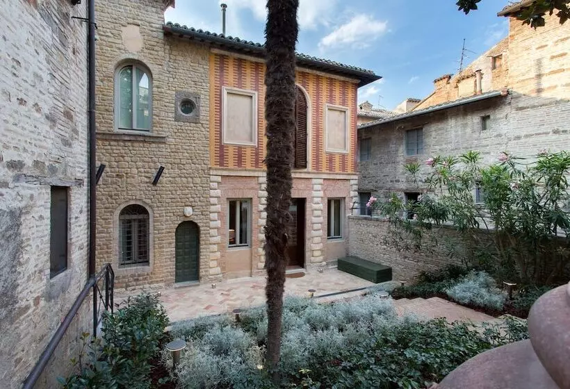 簡易ホテル Palazzo Gentili