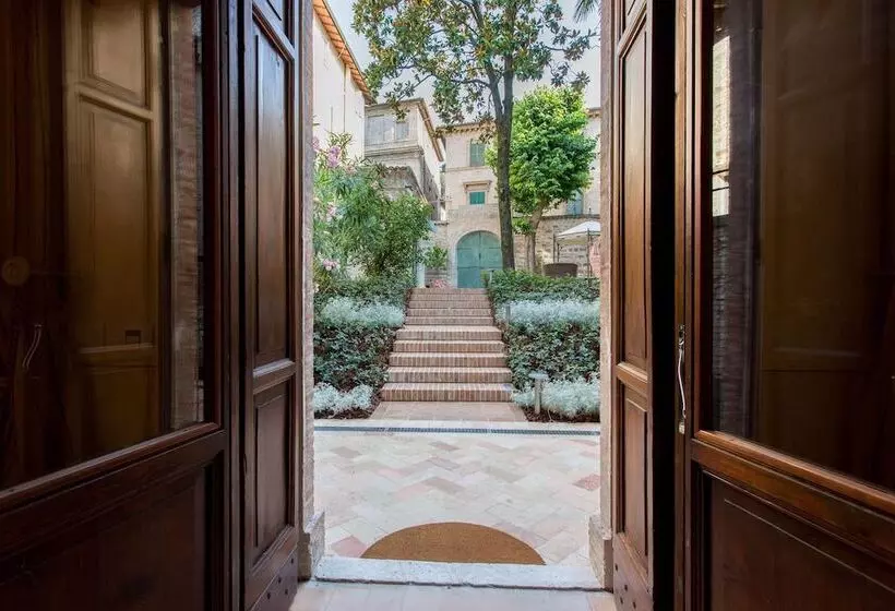簡易ホテル Palazzo Gentili