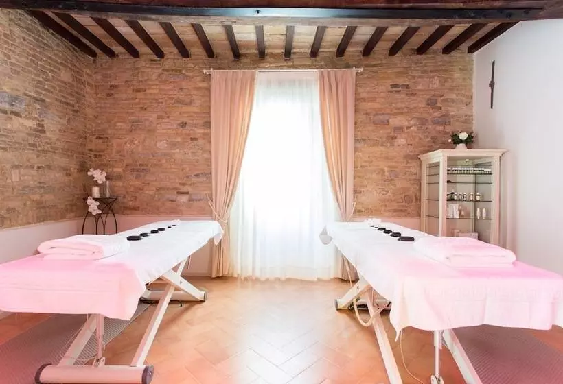 簡易ホテル Palazzo Gentili