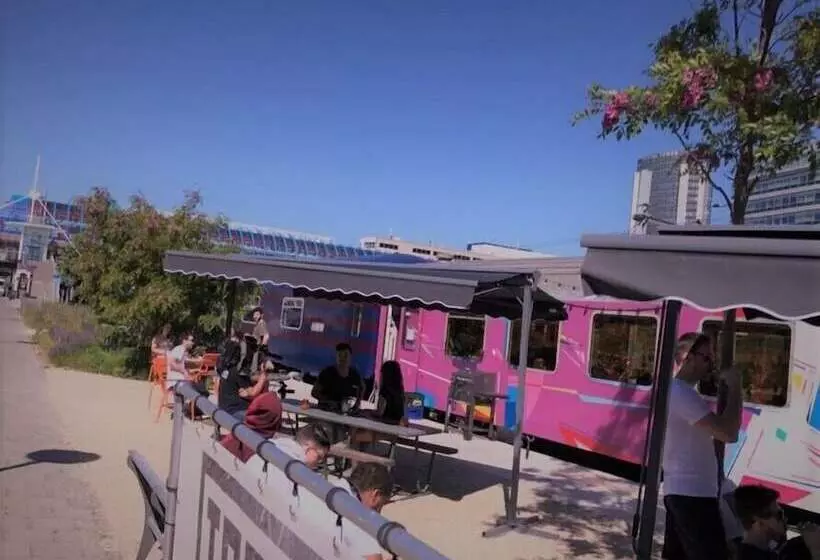 簡易ホテル Train Lodge Amsterdam