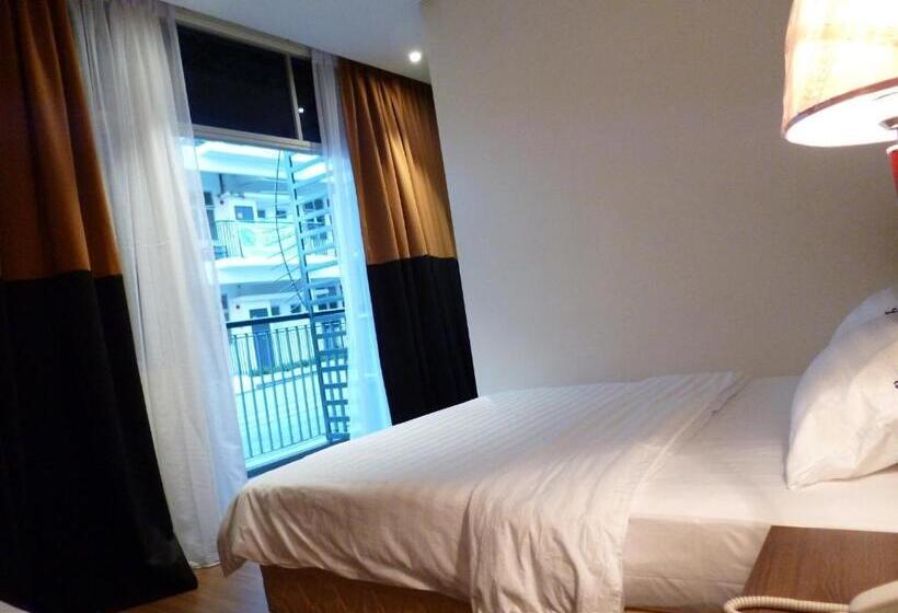 9 Square Hotel   Bangi