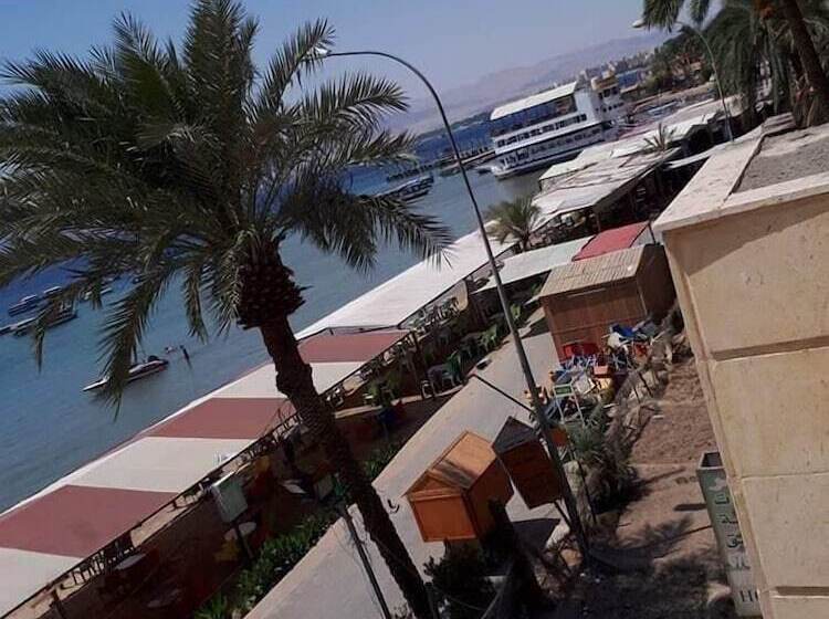 هتل Alamer Hostel 2