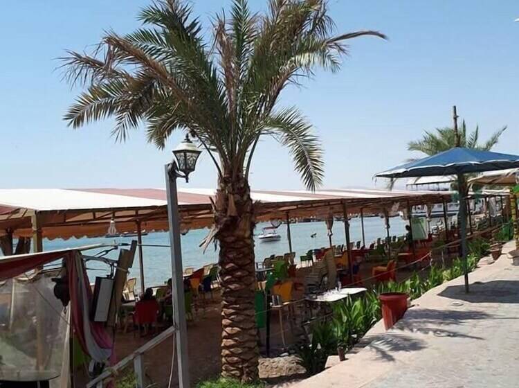 هتل Alamer Hostel 2