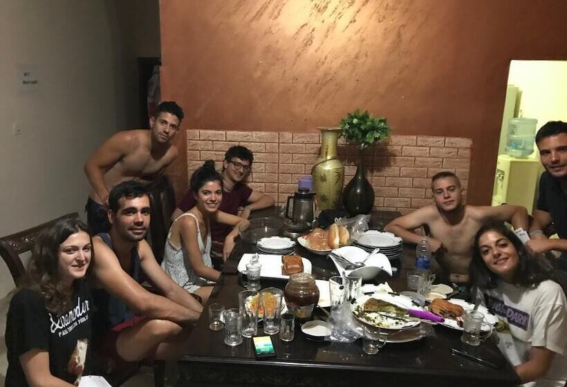 هتل Alamer Hostel 2