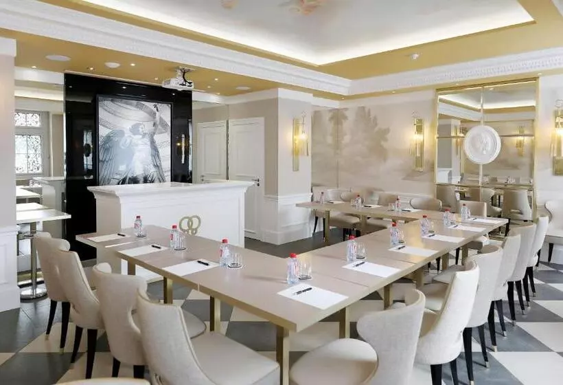 Hotel Alchimy
