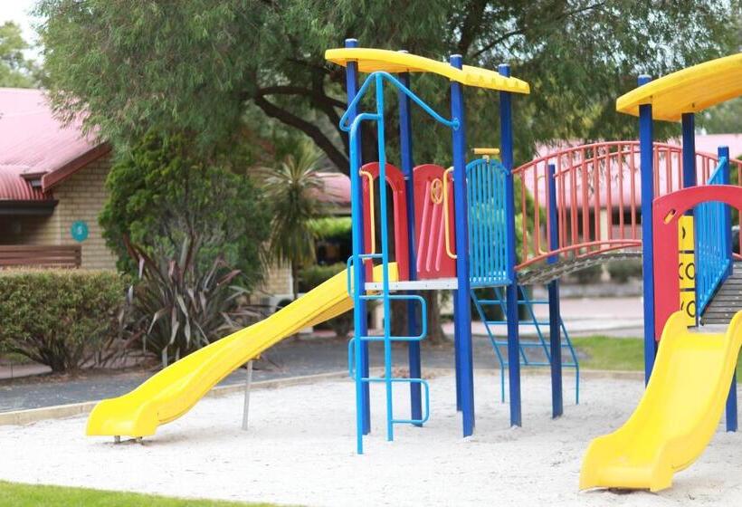 בית מלון כפרי Busselton Villas And Glamping Village