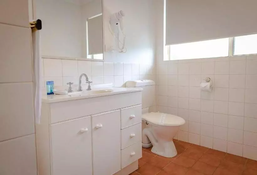 Hotelli Busselton Villas And Glamping Village