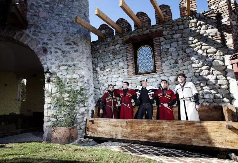 هتل Chateau Mere