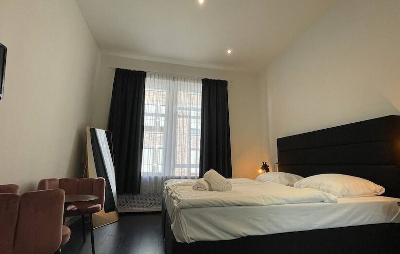 בית מלון כפרי City