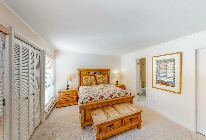 ホテル Cottonwood By Resortquest