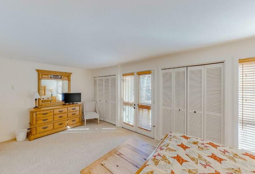 ホテル Cottonwood By Resortquest