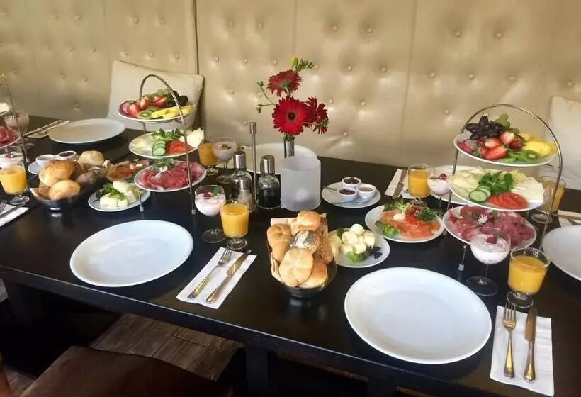 ホテル Grambauers Kalit