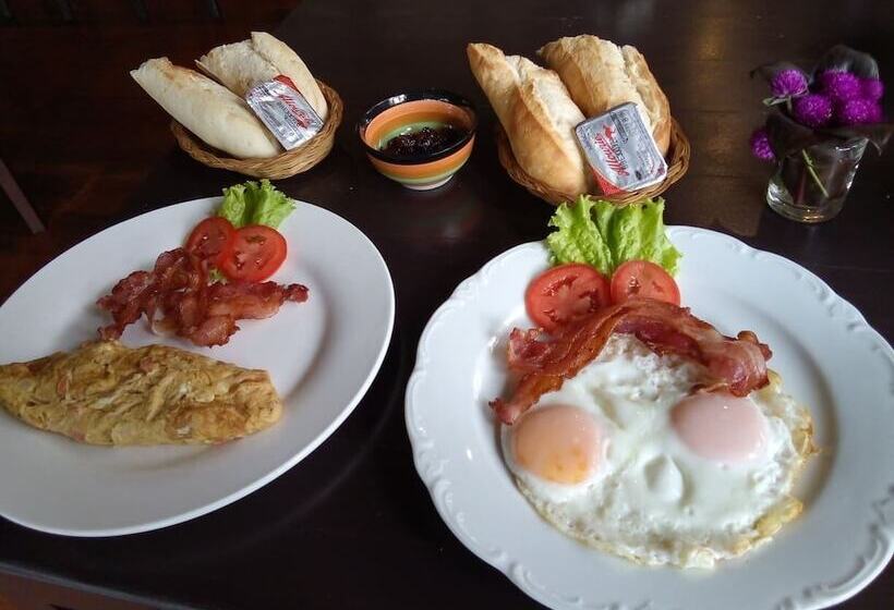 בית מלון כפרי Hillside  Nature Lifestyle Lodge