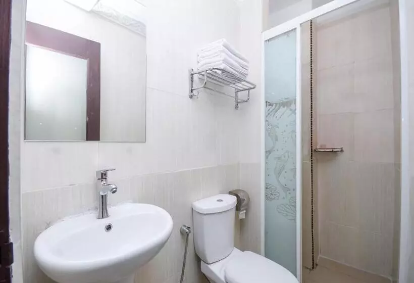 هتل Kenyalang Suite