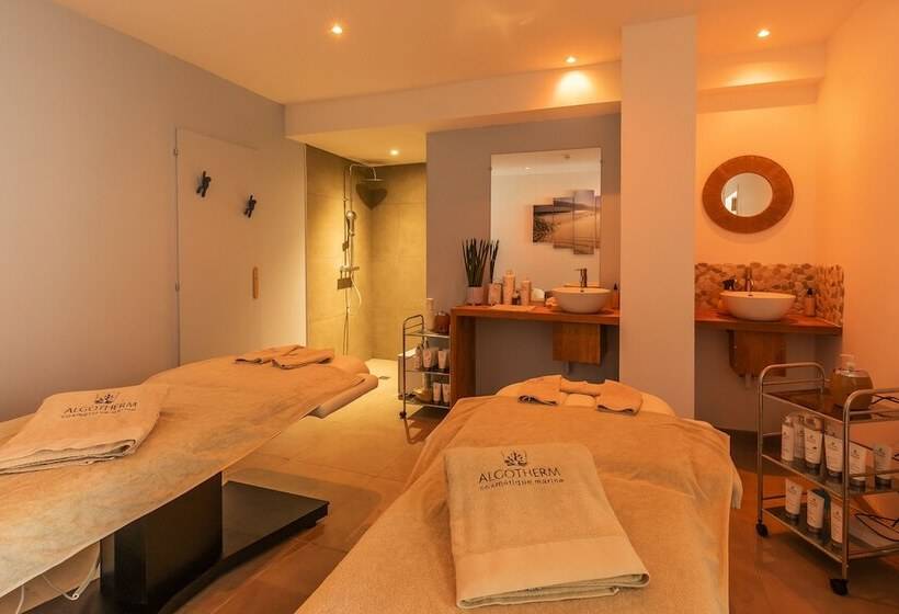 ホテル Hôtel Les Sables D Or