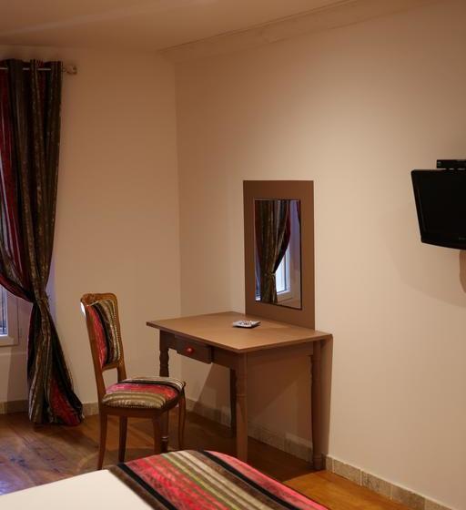 فندق Restaurant Les Pins