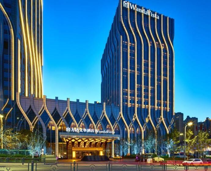 Wanda Vista Hotel Urumqi