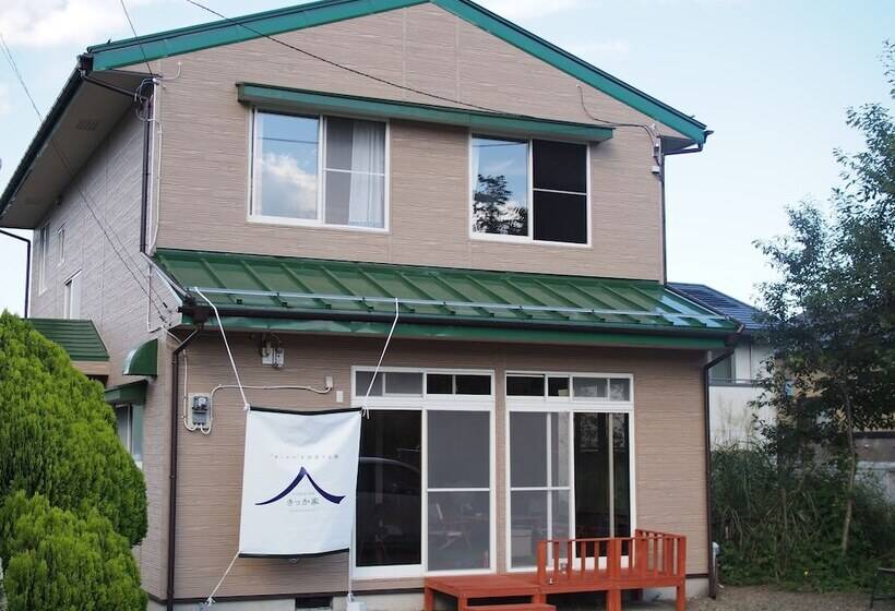 Kikkake Green And Mt.fuji   Hostel