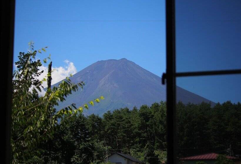 Kikkake Green And Mt.fuji   Hostel