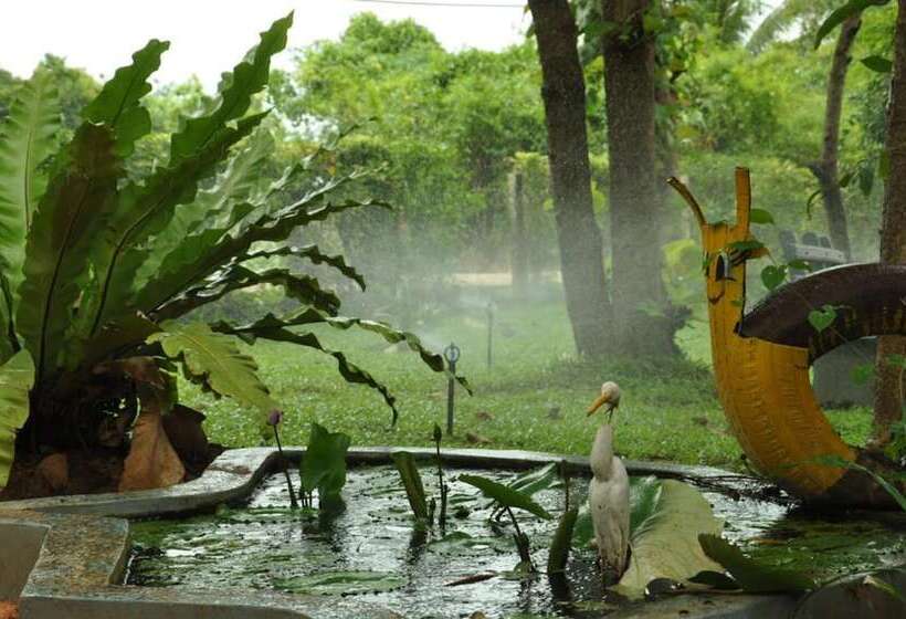 Pensão Sujatha Tourist Rest