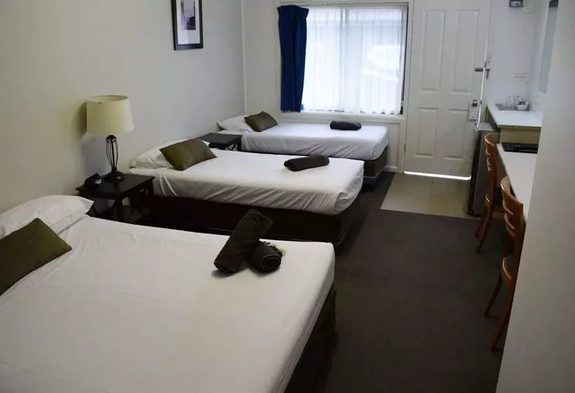 Rosebud Motel