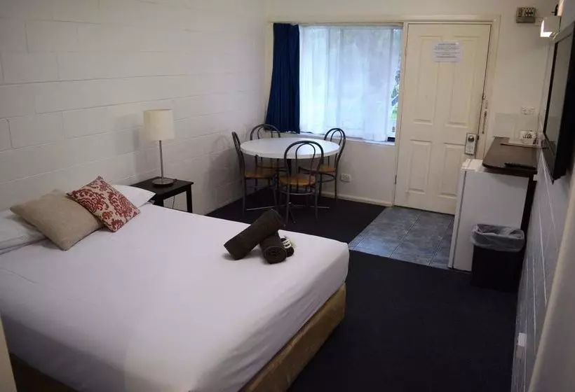 Rosebud Motel