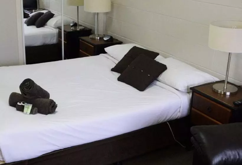 Rosebud Motel
