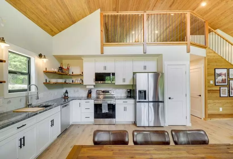 Modern Lakeside Cabin W/ Mountain Views & Hot Tub!