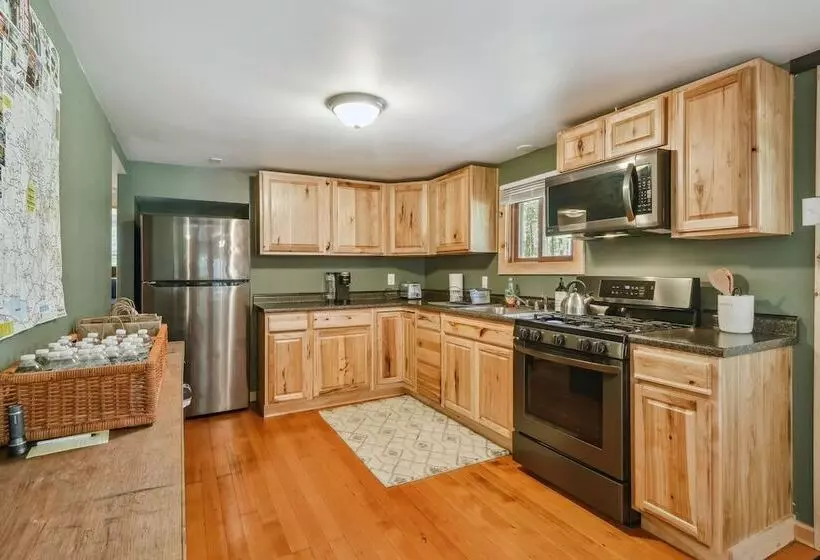 5 Acre Brantingham Property W/ Porch & Grill!