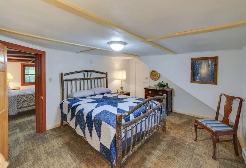 1 Mi To Lake Superior: Cottage W/ Sauna & Rec Room