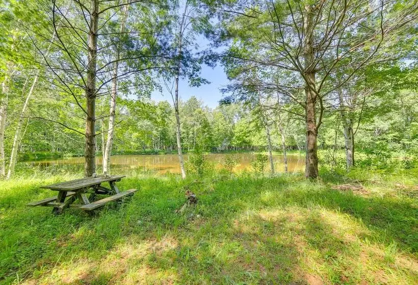 1 Mi To Lake Superior: Cottage W/ Sauna & Rec Room