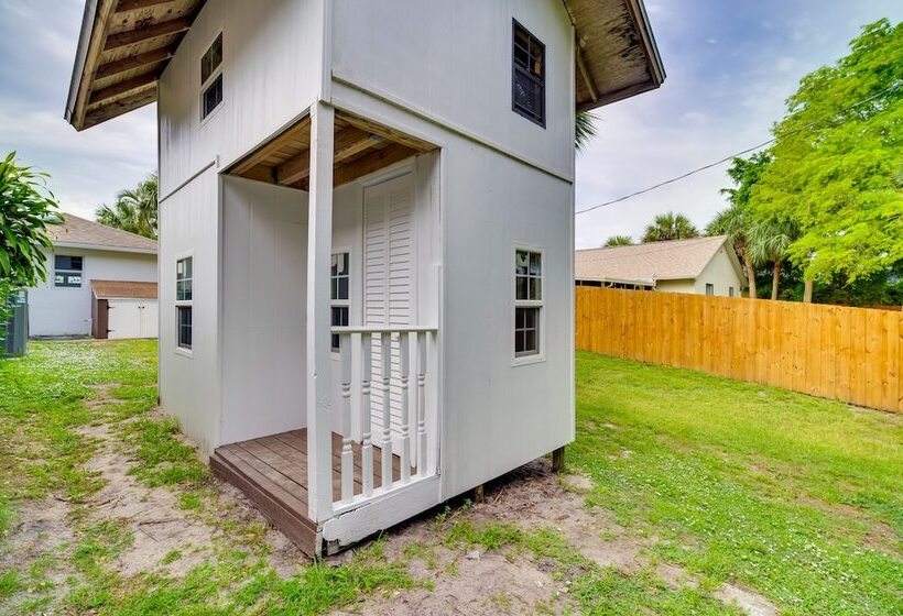 Casa Blanco  Escape W/ Fire Pit In Sebastian!