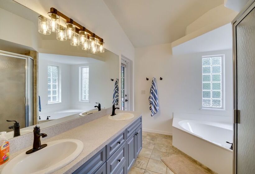 Casa Blanco  Escape W/ Fire Pit In Sebastian!