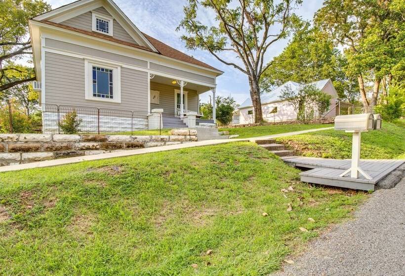 Charming Cotter Vacation Rental, Walk To River!