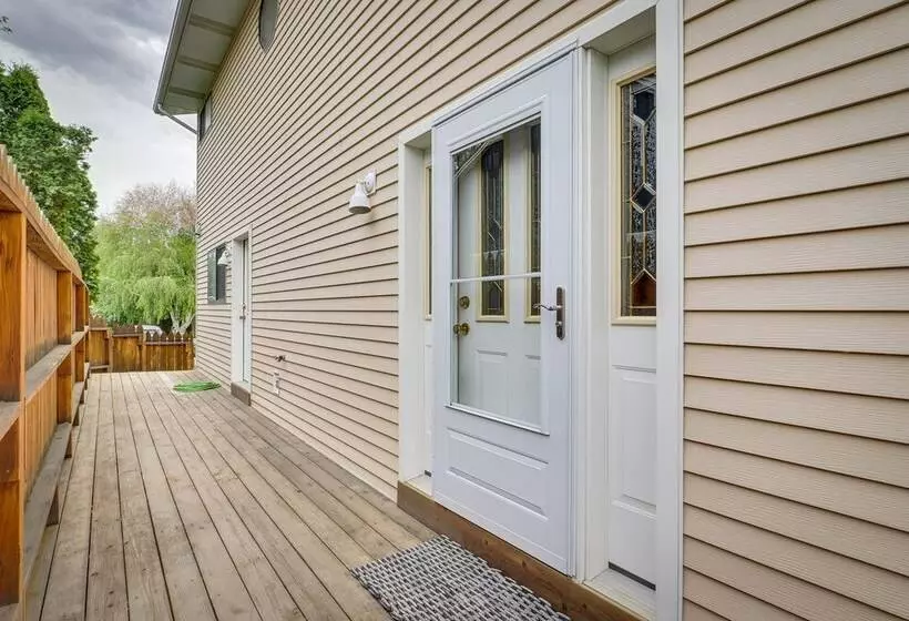 Charming Elko Home W/ Pool Table!