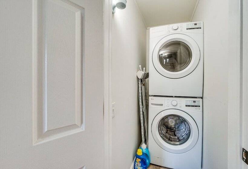 Charming Glens Falls Retreat Near Downtown!