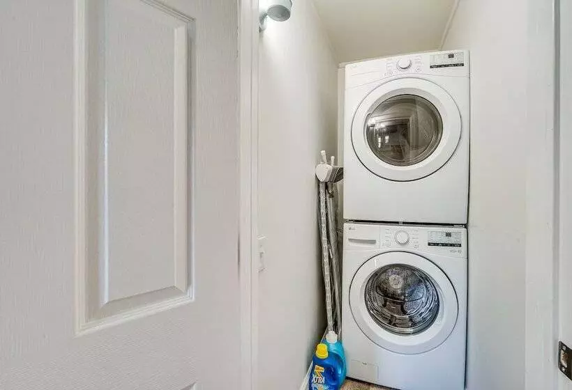 Charming Glens Falls Retreat Near Downtown!